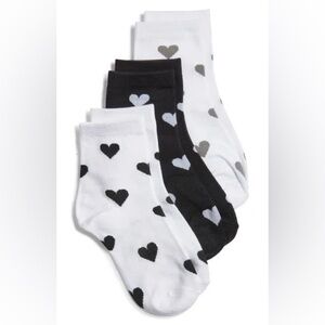 NWOT STEM 3-PACK HEART CREW SOCKS IN WHITE/BLACK